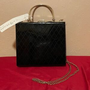 Elegant Black Quilted Handbag